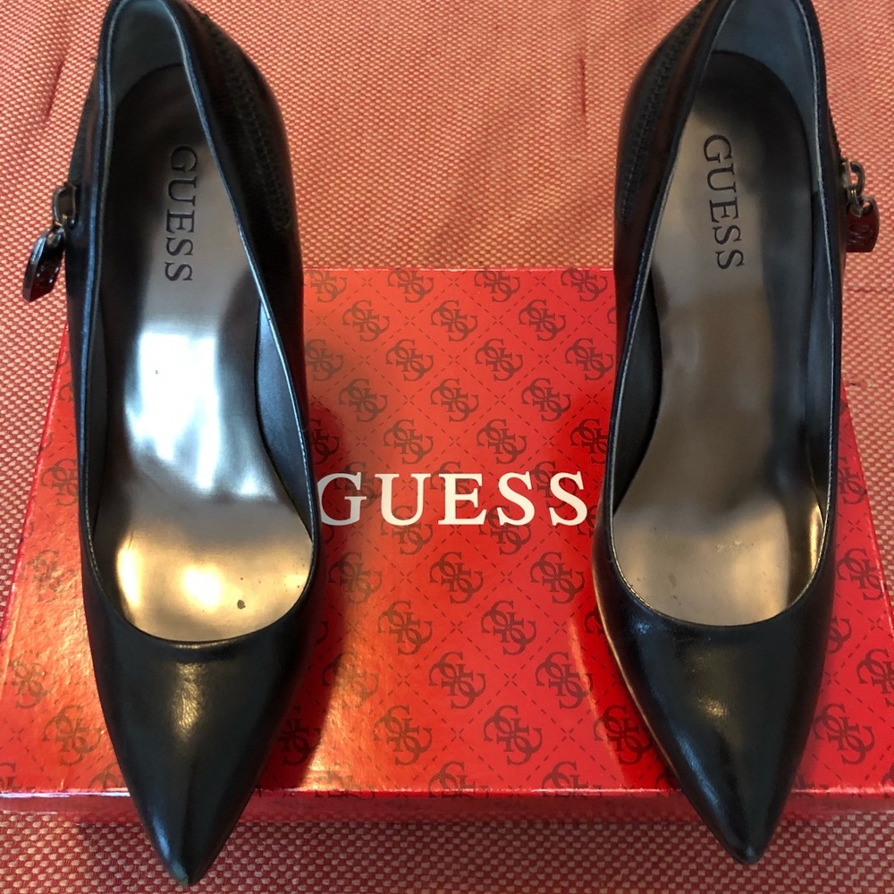 Guess black heels